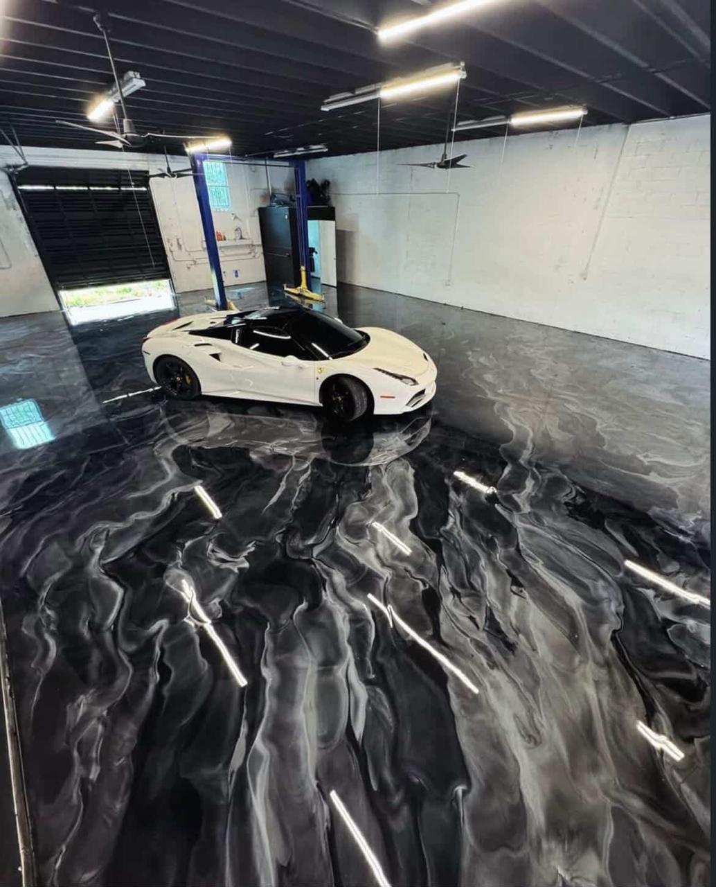 Garage floor coated with epoxy for commercial use
